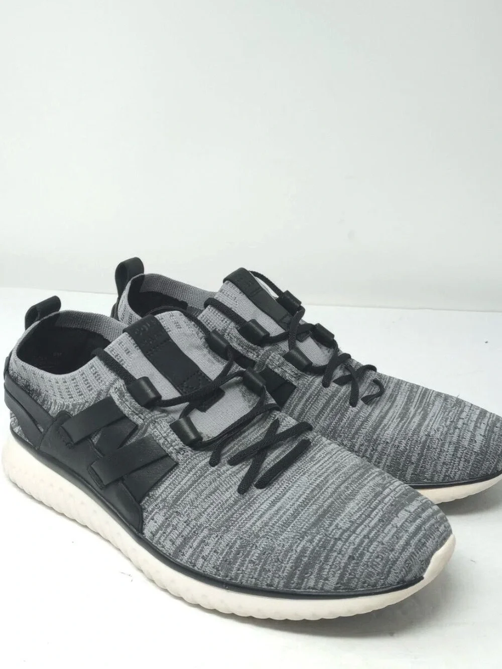 Men's Cole Haan Gray Knit Athletic Sneakers - Black Accents size 9